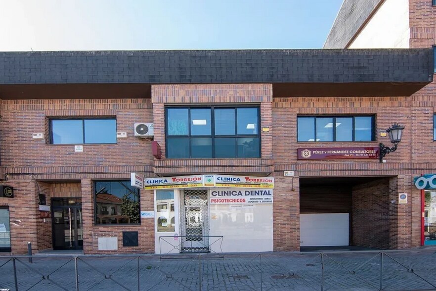 Immeuble residentiel dans Torrejón de la Calzada, Madrid à vendre - Photo de l’immeuble – Image 1 sur 2