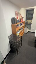 25-15 Steinway St, Astoria, NY à louer - Vidéo sur l’annonce professionnelle