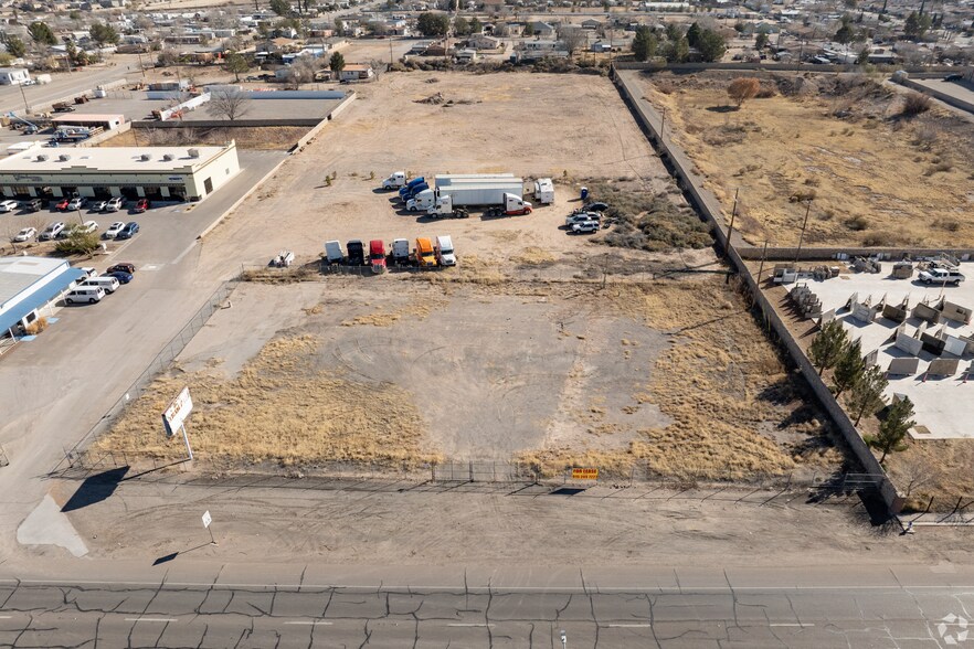 6430 Doniphan Dr, El Paso, TX à louer - Photo principale – Image 1 sur 1