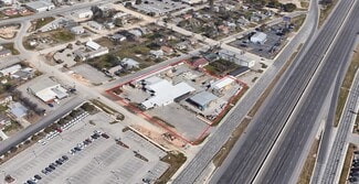 Plus de détails pour 1445 McQueeney Rd, New Braunfels, TX - Local d'activités à louer