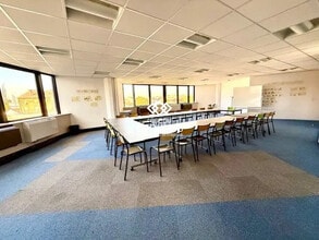 Bureau dans Argenteuil à vendre Photo intérieure– Image 1 sur 2