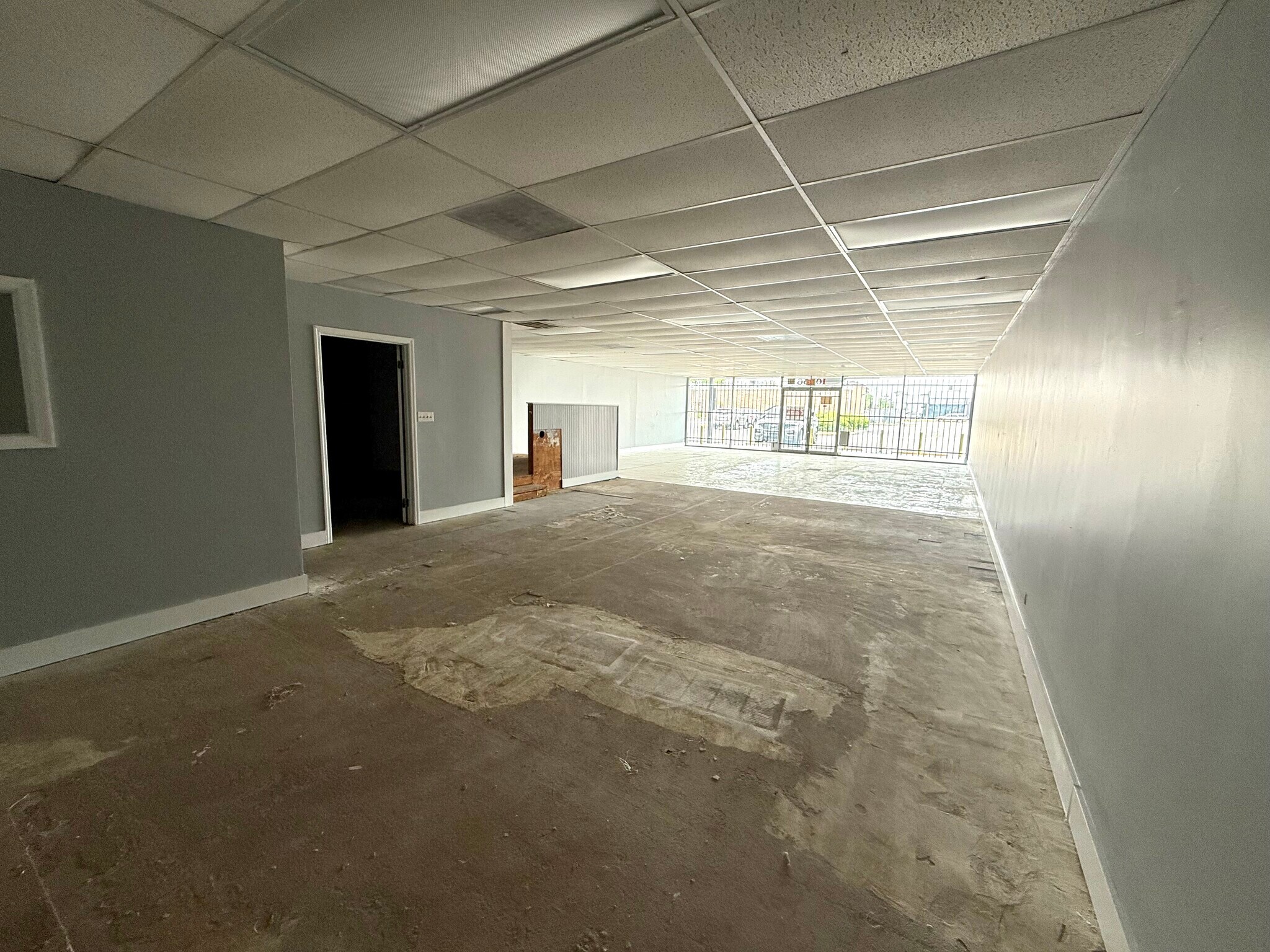 10214-10230 Atlantic Blvd, Jacksonville, FL à louer Photo de l’immeuble– Image 1 sur 2