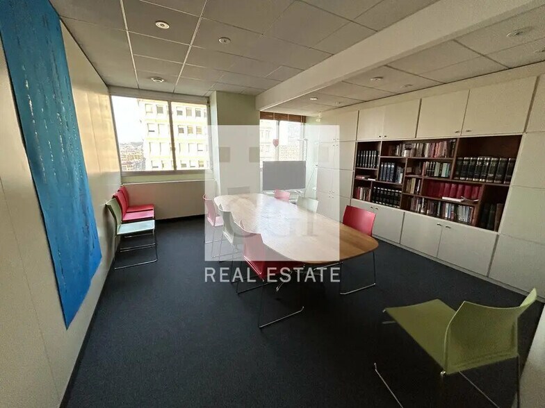 Bureau dans Lyon à louer - Photo de l’immeuble – Image 2 sur 25