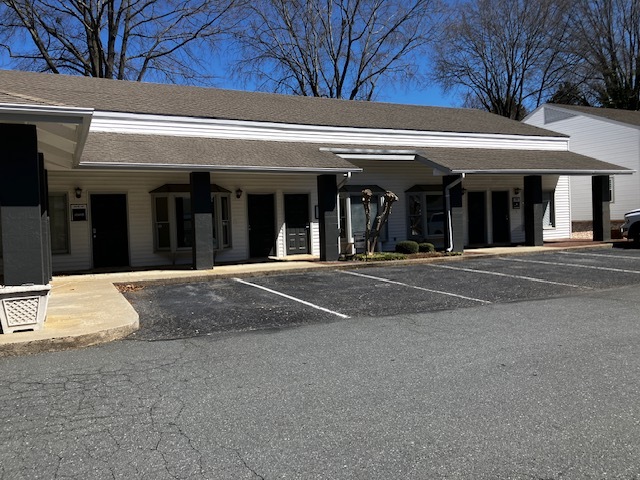 500 Northgate Park Dr, Winston-Salem, NC à louer - Photo de l’immeuble – Image 2 sur 14