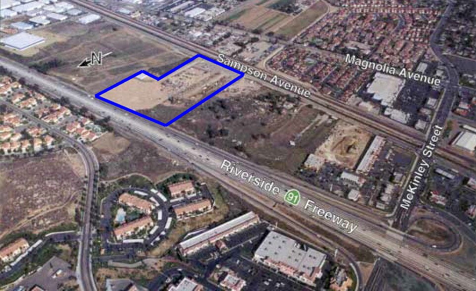 220 Crouse Dr, Corona, CA à louer - Aérien – Image 3 sur 8