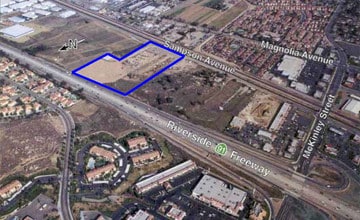 220 Crouse Dr, Corona, CA - VUE AÉRIENNE  vue de carte