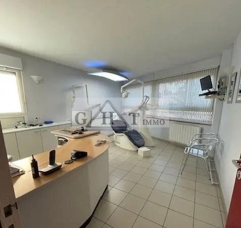 Bureau dans Villenoy à vendre - Photo de l’immeuble – Image 1 sur 3