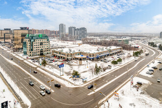 2560-2590 Boul Daniel-Johnson, Laval, QC - VUE AÉRIENNE  vue de carte