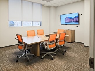 Plus de détails pour 525 Woodland Square Blvd, Conroe, TX - Coworking à louer