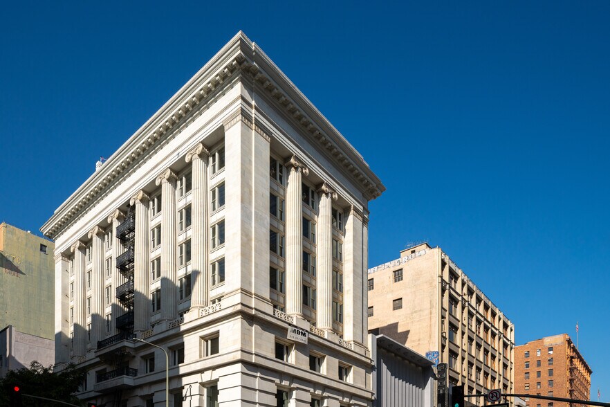 761 S Broadway, Los Angeles, CA à vendre - Photo de l’immeuble – Image 1 sur 21