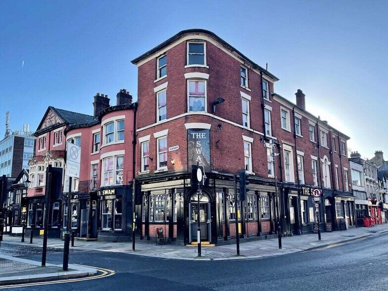 2-4 Churchgate, Bolton à vendre - Photo de l’immeuble – Image 1 sur 35
