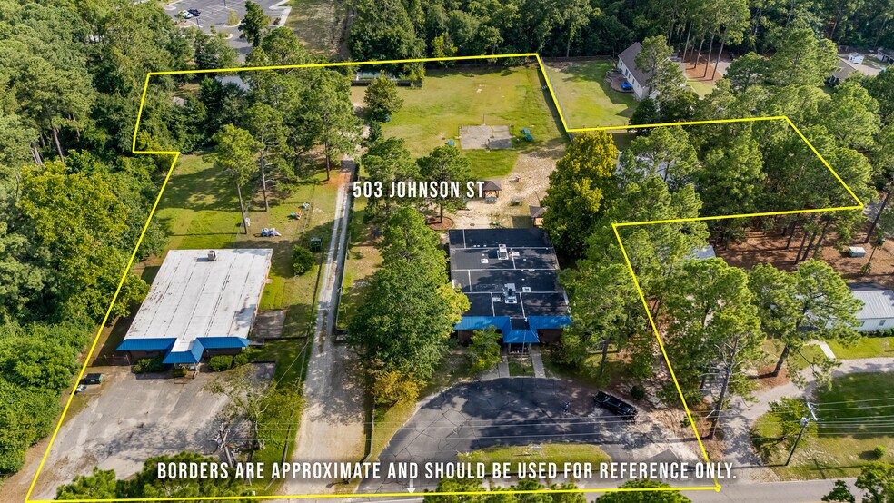503 Johnson St, Aberdeen, NC à vendre - Photo de l’immeuble – Image 3 sur 52
