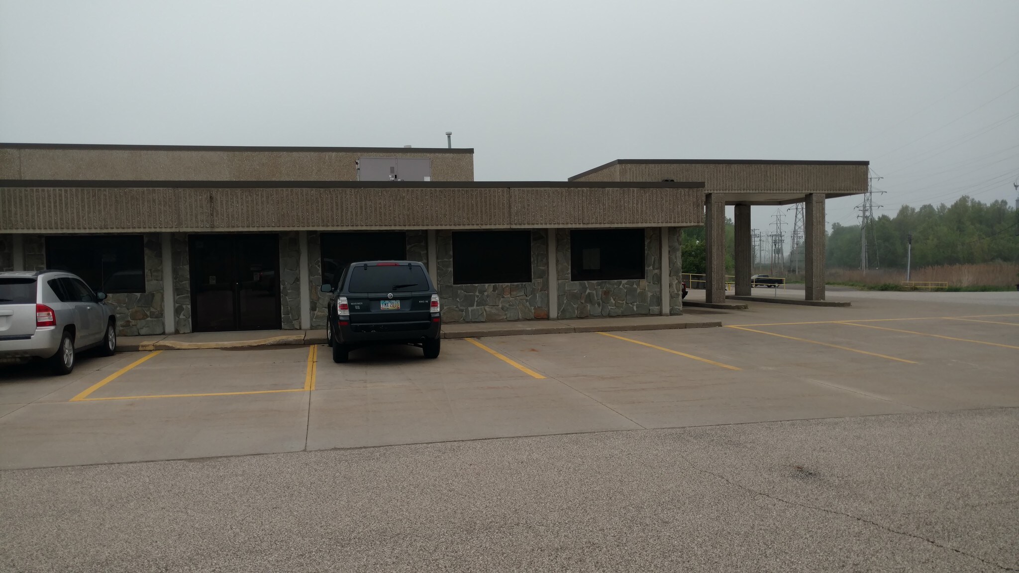 2525-2549 S Ridge Rd E, Ashtabula, OH à louer Photo principale– Image 1 sur 4