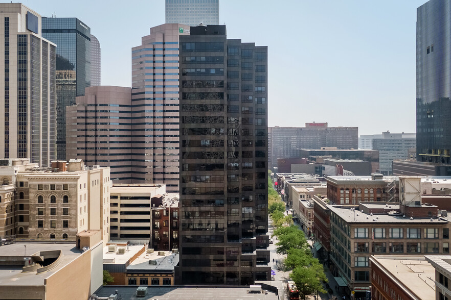 1600 Stout St, Denver, CO à louer - Photo de l’immeuble – Image 1 sur 11