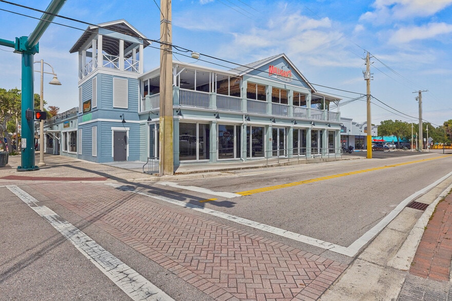 2019 NE Jensen Beach Blvd, Jensen Beach, FL à louer - Photo principale – Image 1 sur 10