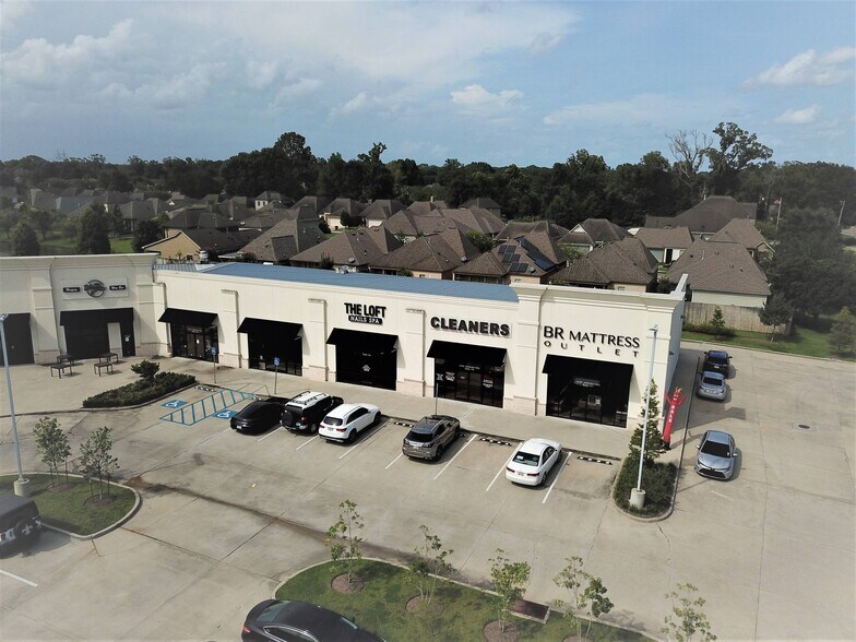 18181 Jefferson Hwy, Baton Rouge, LA à louer - Photo de l’immeuble – Image 2 sur 5