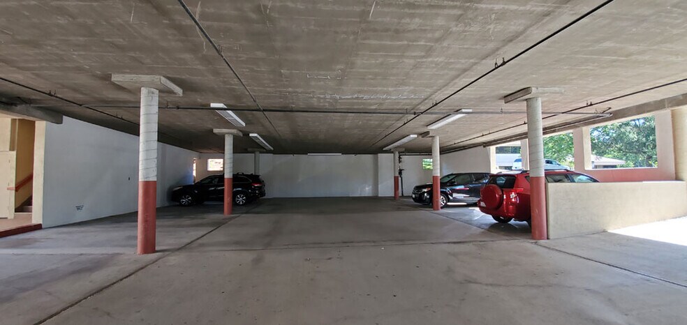 650 Alamo Pintado Rd, Solvang, CA à louer - Photo de l’immeuble – Image 3 sur 8