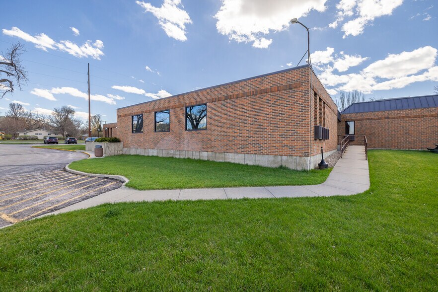 2800 Jackson Blvd, Rapid City, SD à louer - Photo principale – Image 1 sur 20