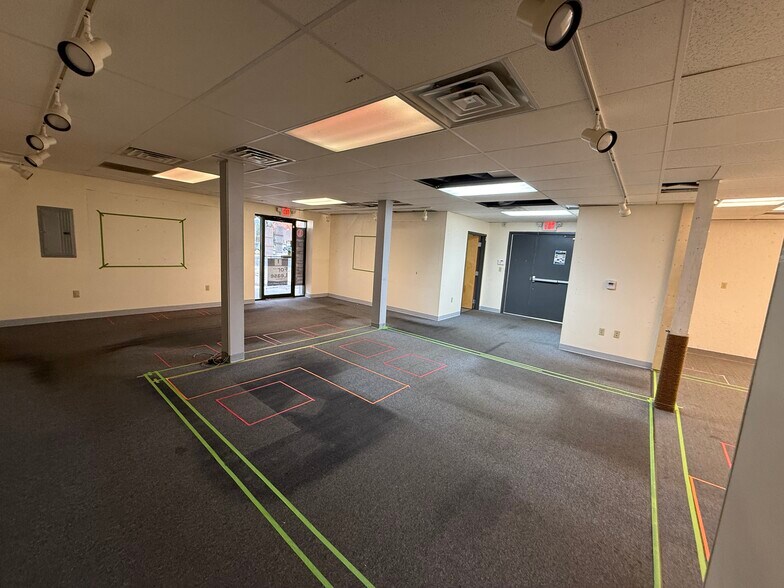 220-222 W Plank Rd, Altoona, PA à louer - Photo de l’immeuble – Image 3 sur 5