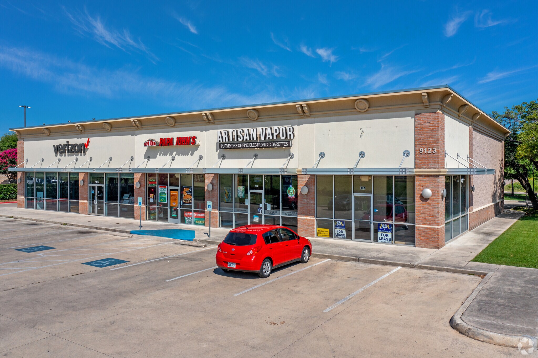 9123 N Loop 1604 W, San Antonio, TX à louer Photo de l’immeuble– Image 1 sur 12
