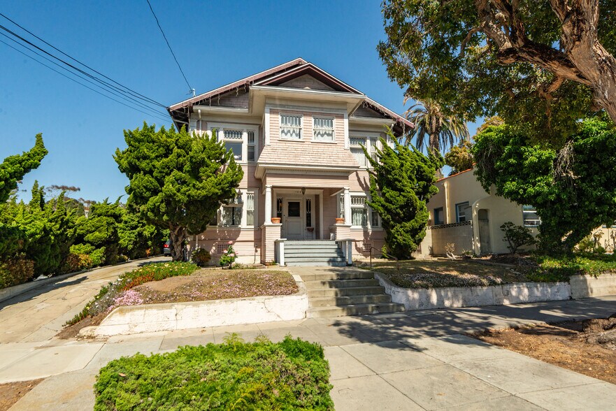 108 N Broadway, Redondo Beach, CA à vendre - Photo de l’immeuble – Image 3 sur 18