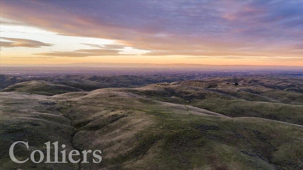 1600 E Aerie Ln, Eagle, ID à vendre - Photo de l’immeuble – Image 3 sur 8