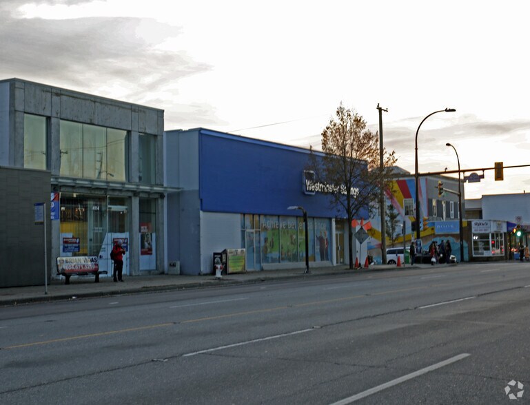4106 Hastings St, Burnaby, BC à vendre - Photo de l’immeuble – Image 2 sur 10