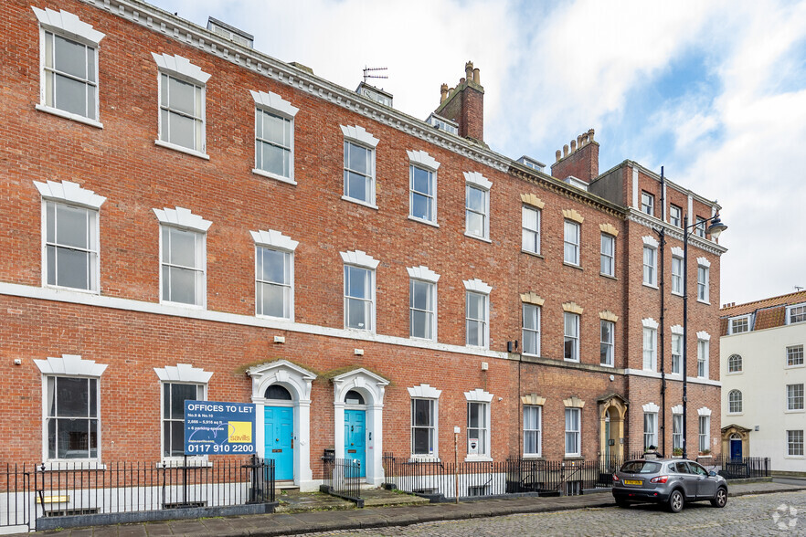 9 Brunswick Sq, Bristol à louer - Photo de l’immeuble – Image 2 sur 3