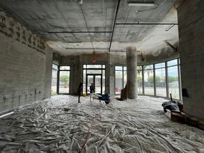 301 1st St S, Saint Petersburg, FL à louer Photo intérieure– Image 2 sur 2