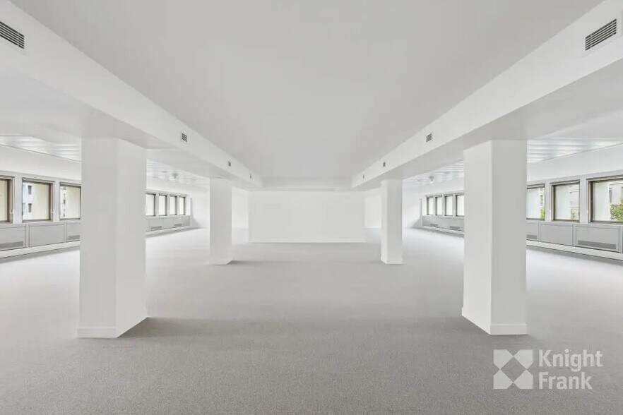 50 Avenue Daumesnil, Paris à louer - Photo de l’immeuble – Image 3 sur 12