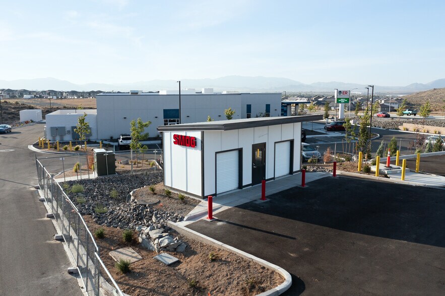 7495 Sky Vista Pkwy Pky, Reno, NV à louer - Photo de l’immeuble – Image 2 sur 4
