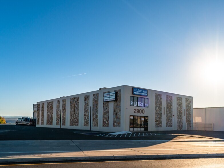 2920-2920 Mill St, Reno, NV à louer - Photo de l’immeuble – Image 2 sur 10