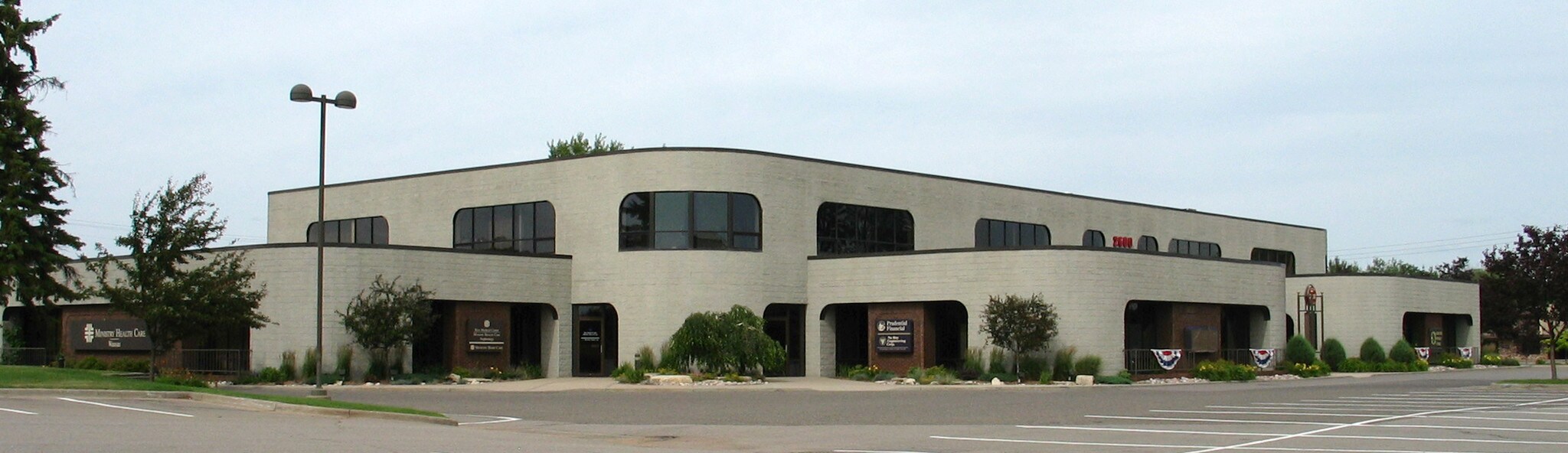 2600-2606 Stewart Ave, Wausau, WI à louer Photo principale– Image 1 sur 2