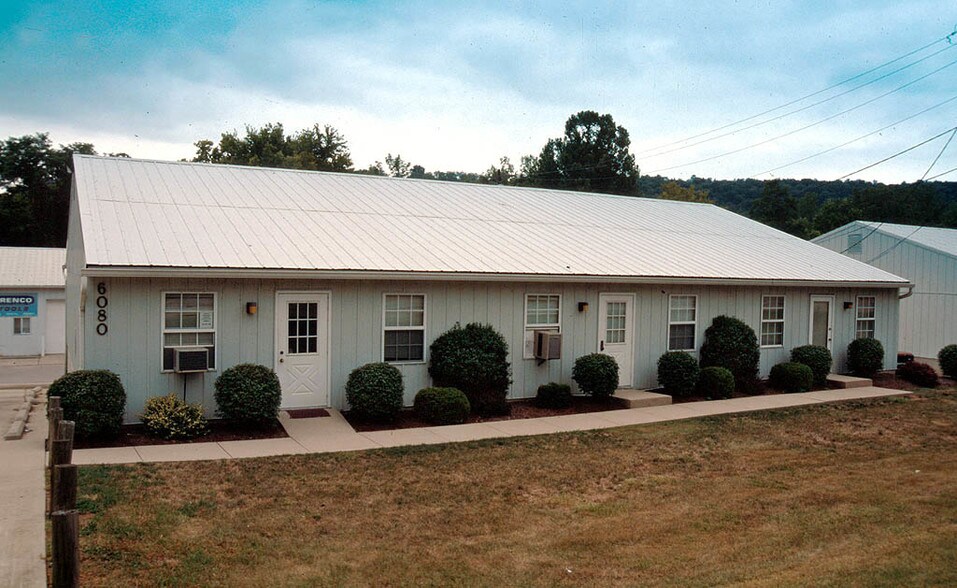 6080 State Route 128, Cleves, OH à vendre - Photo de l’immeuble – Image 2 sur 3