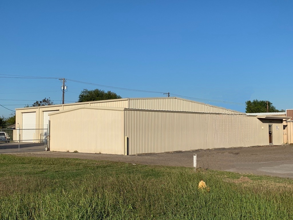 5562 Leopard St, Corpus Christi, TX à louer Photo intérieure– Image 1 sur 11