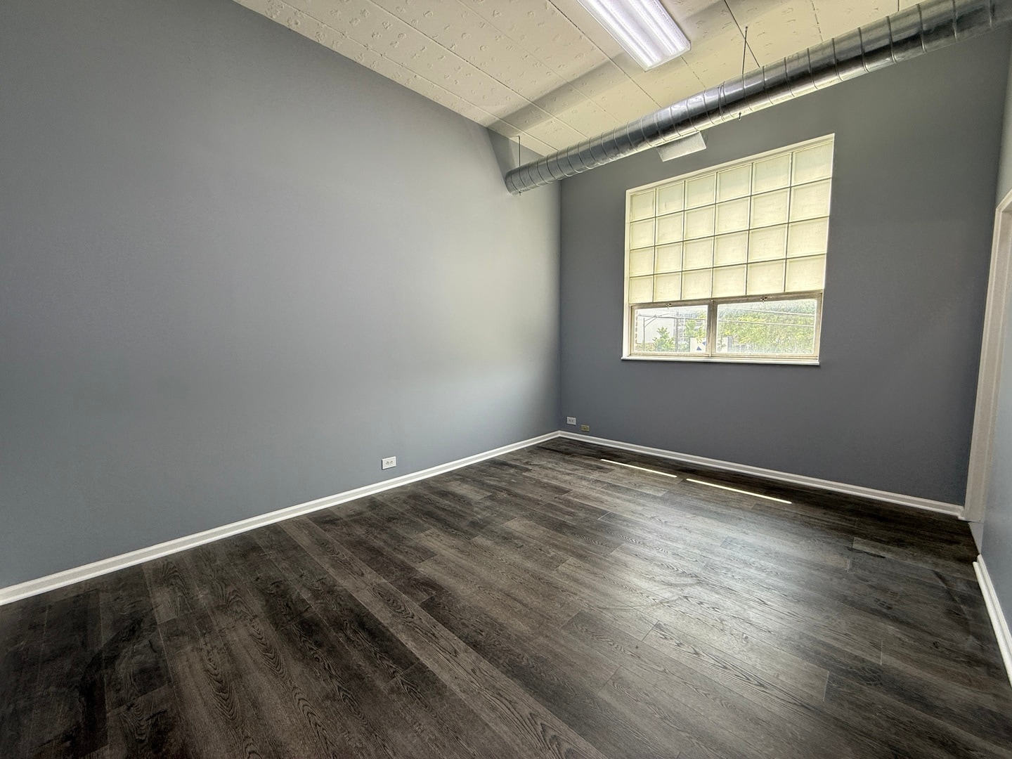 2252-2260 N Elston Ave, Chicago, IL à louer Photo de l’immeuble– Image 1 sur 7