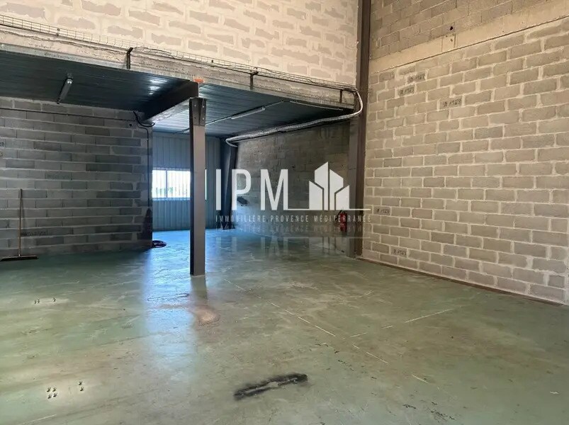 Local d’activités dans La Ciotat à louer Photo intérieure– Image 1 sur 7