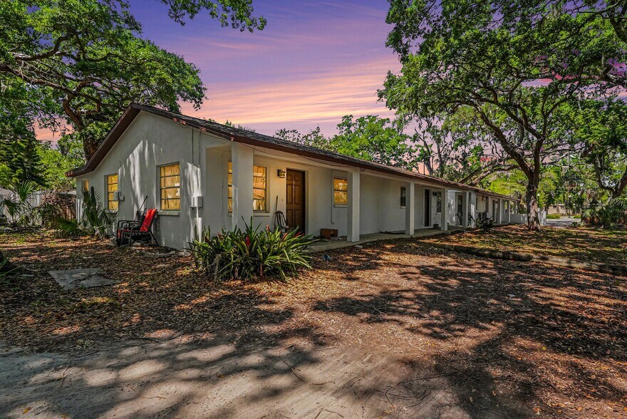 5622 Missouri Ave, New Port Richey, FL à vendre - Photo principale – Image 1 sur 27