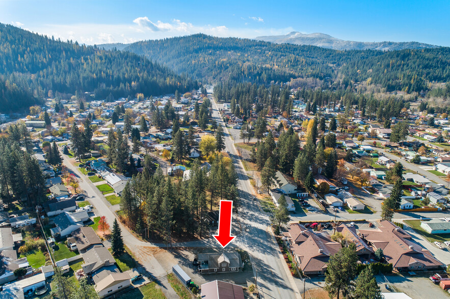 207 S Division St, Pinehurst, ID à vendre - Photo de l’immeuble – Image 3 sur 28