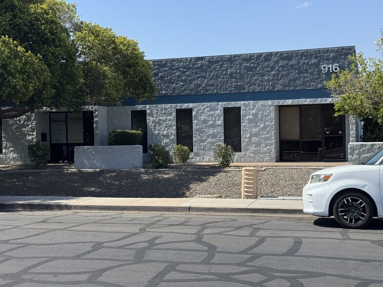 916 E Impala Ave, Mesa, AZ à louer - Photo de l’immeuble – Image 1 sur 17