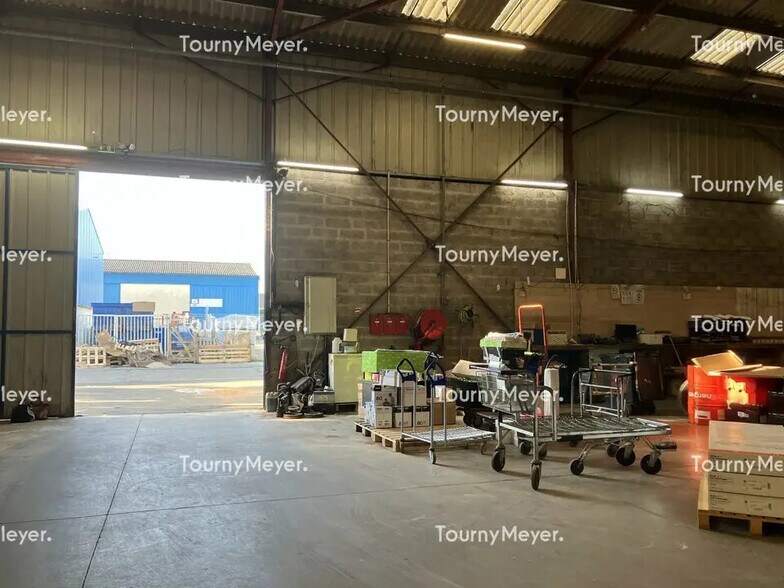 Local d’activités dans Mérignac à louer - Photo de l’immeuble – Image 2 sur 3