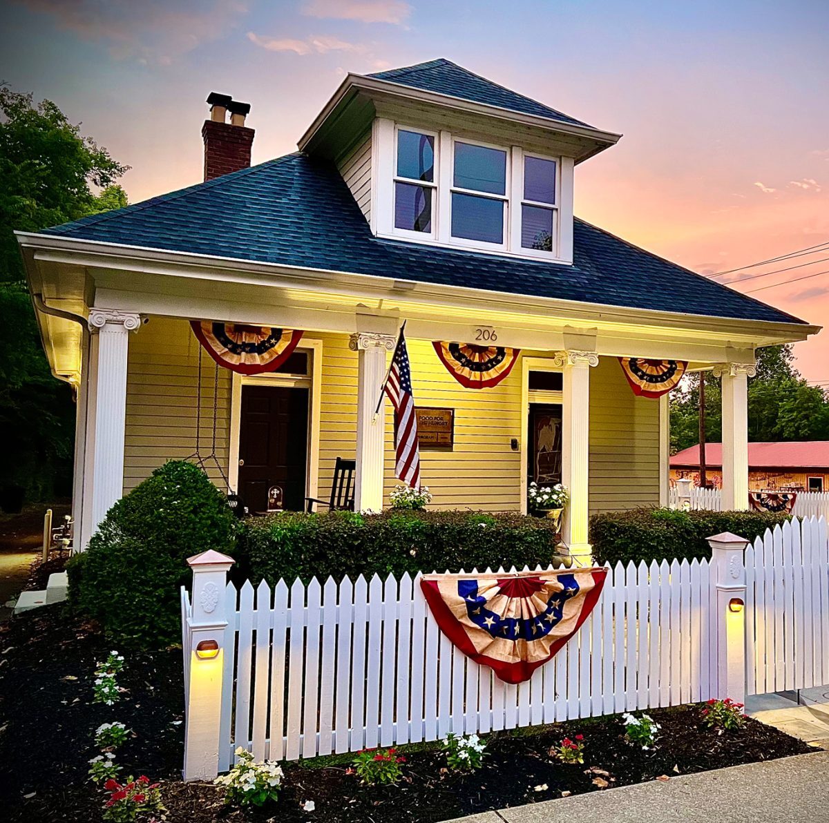 206 Bridge St, Franklin, TN à louer Photo intérieure– Image 1 sur 9