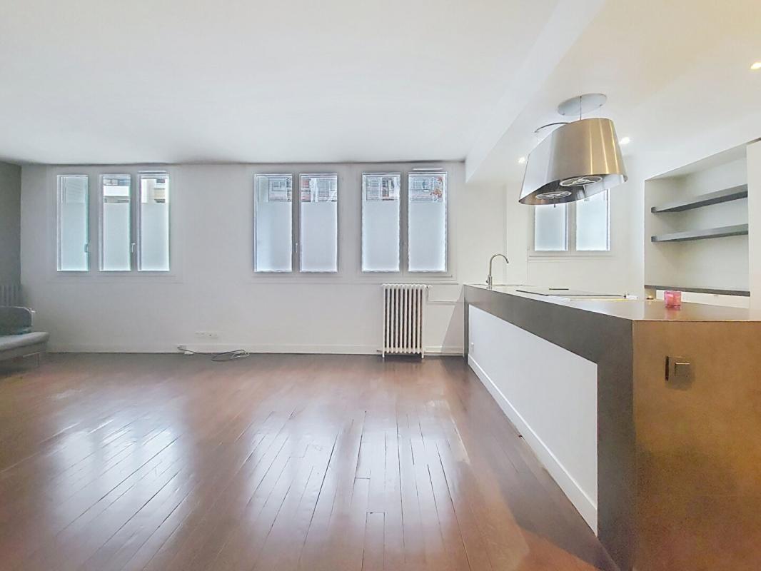 Immeuble residentiel dans Paris à vendre Photo intérieure– Image 1 sur 5