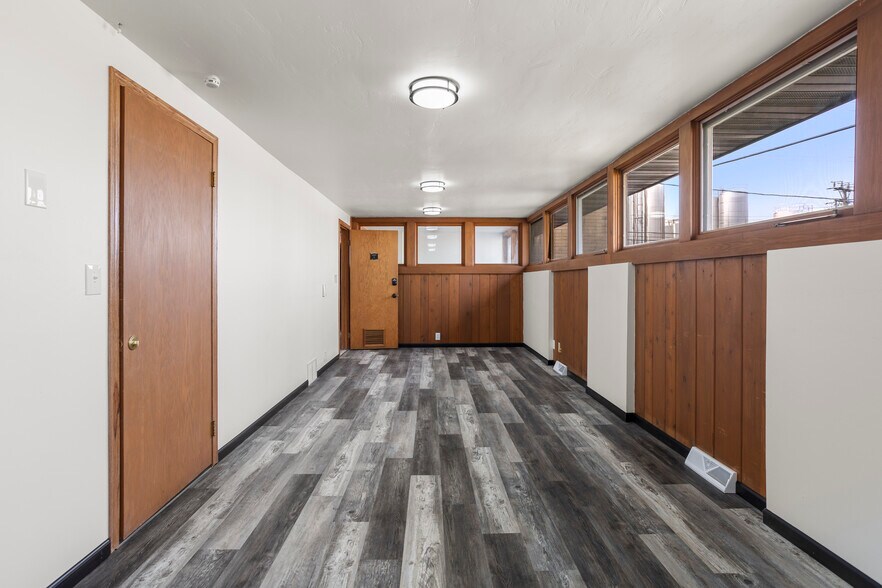 400 S Linwood Ave, Appleton, WI à vendre - Photo intérieure – Image 2 sur 9