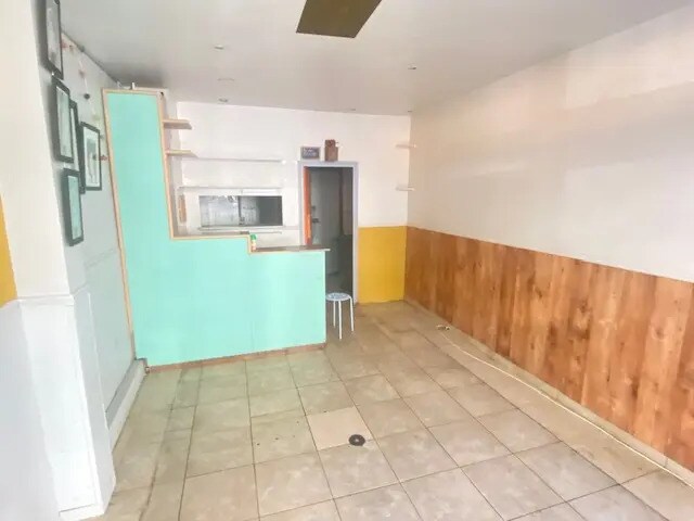 Local commercial dans Paris à louer - Photo de l’immeuble – Image 3 sur 5