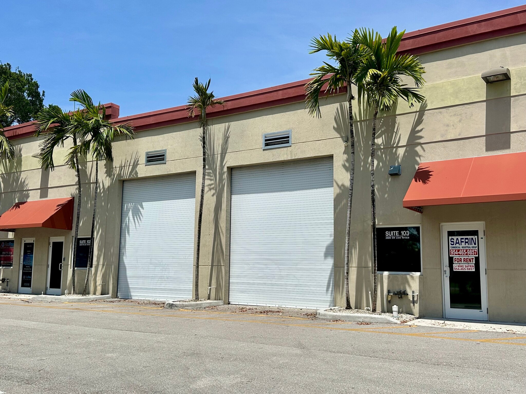 2880 SW 23rd Ter, Fort Lauderdale, FL à louer Photo de l’immeuble– Image 1 sur 6