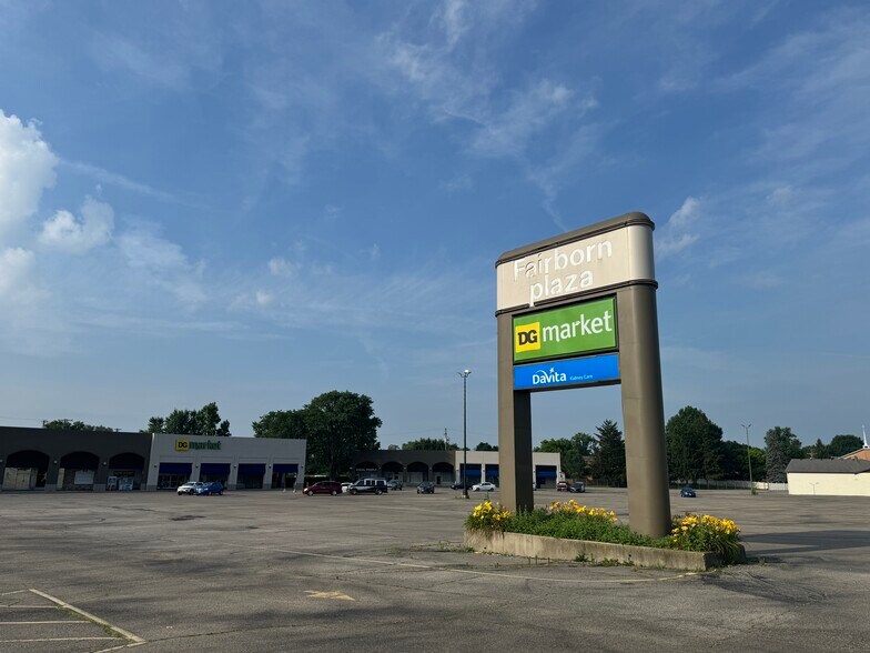1200-1288 N Broad St, Fairborn, OH à louer - Photo de l’immeuble – Image 2 sur 10