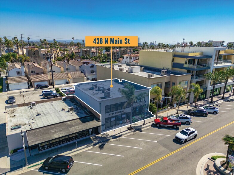 438 Main St, Huntington Beach, CA à vendre - Photo de l’immeuble – Image 1 sur 15