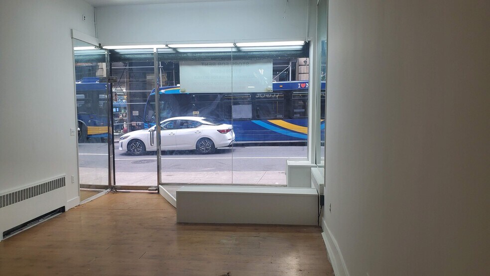 16 W 37th St, New York, NY à louer - Photo de l’immeuble – Image 3 sur 13