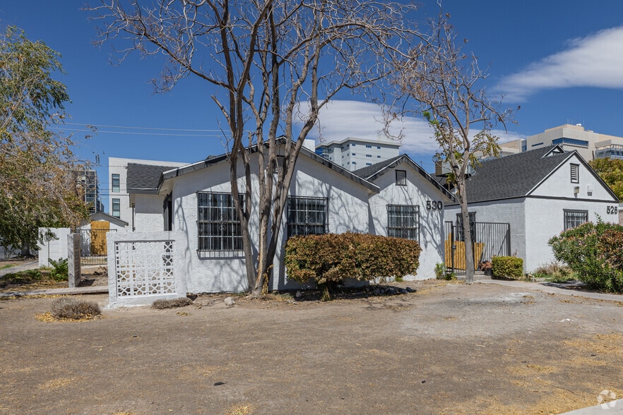 530 S 7th St, Las Vegas, NV à louer - Photo principale – Image 3 sur 96